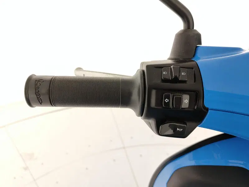 Vespa Sprint 150 3V S ie ABS (2015 - 16) (8)