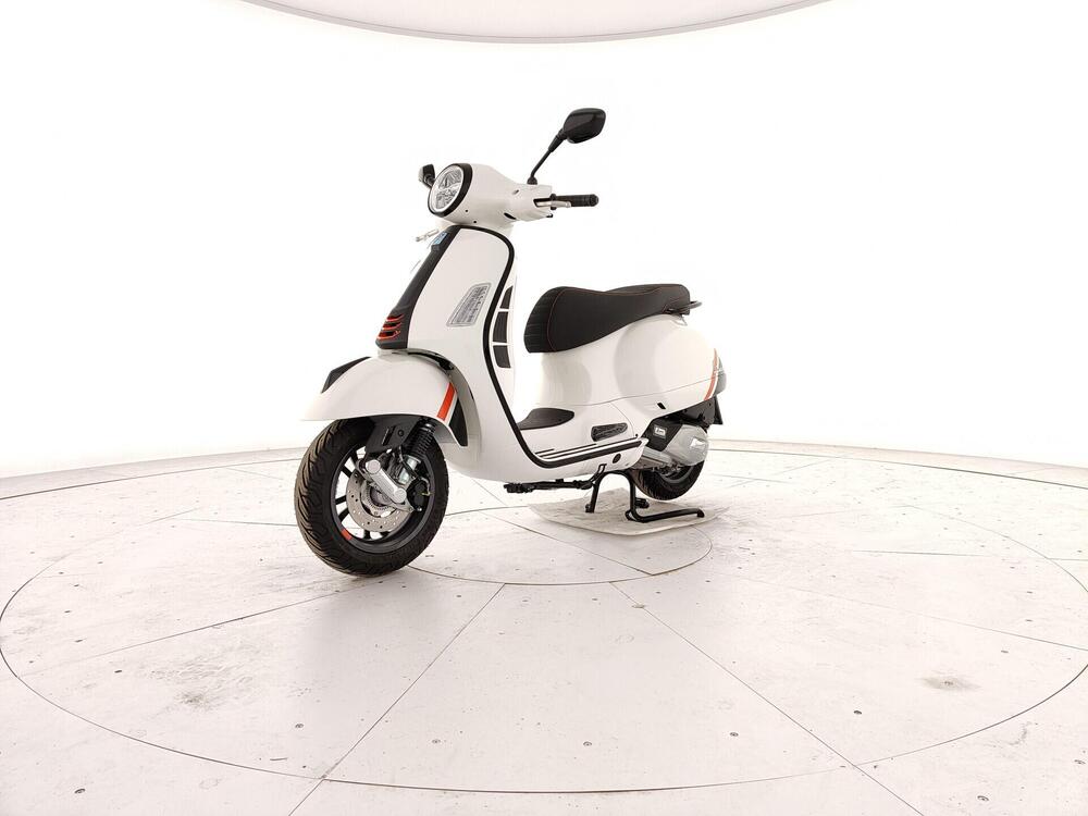 Vespa GTS 125 (2025)