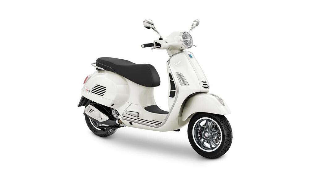 Vespa GTS 300 Super Hpe (2021 - 22)