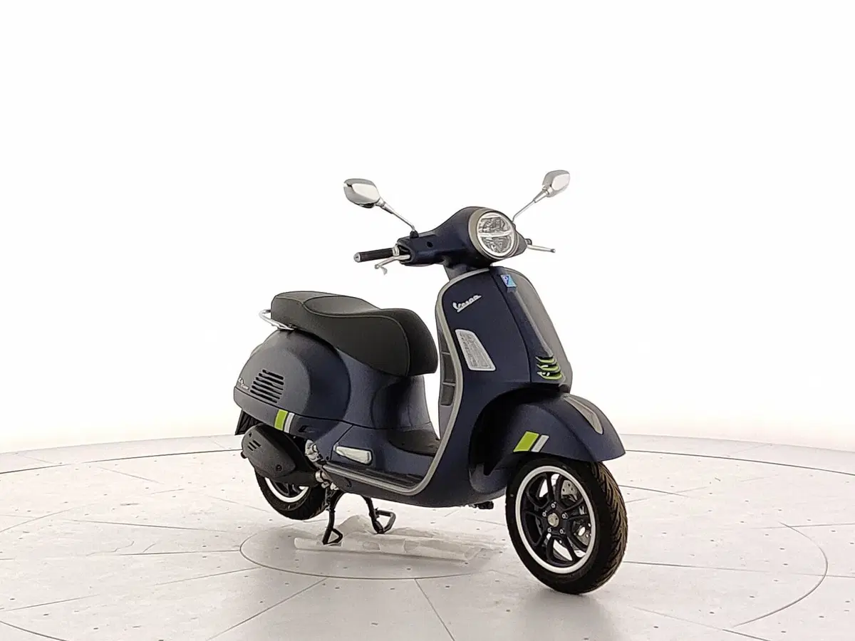 Vespa GTS 300 (2023 - 24) (6)