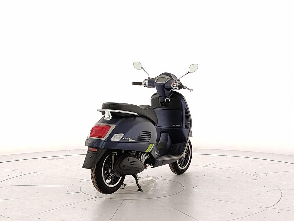 Vespa GTS 300 ABS (2014 - 16) (4)
