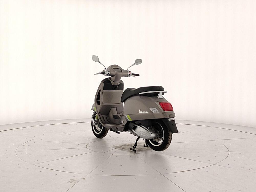 Vespa GTS 300 ABS (2014 - 16) (3)