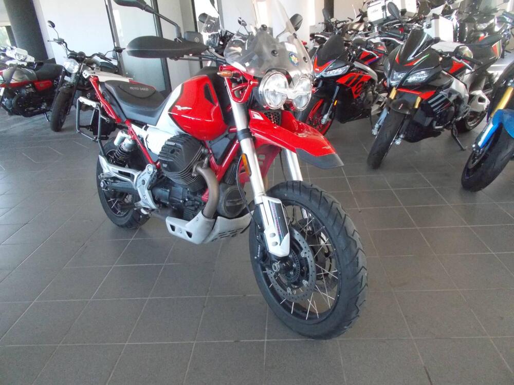 Moto Guzzi V85 TT Evocative Graphics (2021 - 23)