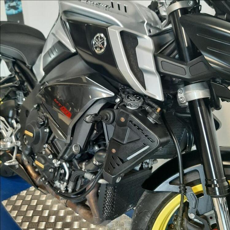 Yamaha MT-10 ABS (2016 - 17) (5)