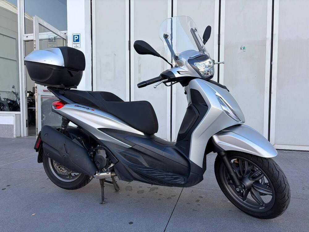 Piaggio Beverly 400 S ABS-ASR (2021 - 24) (2)