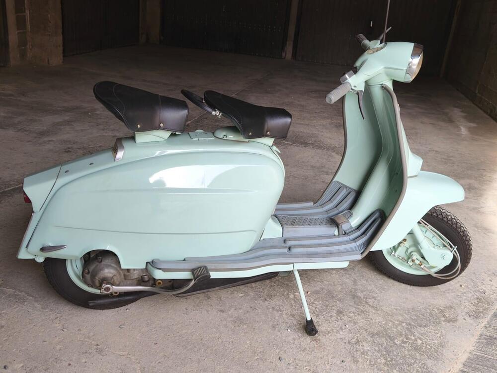 Innocenti Lambretta 125 (3)