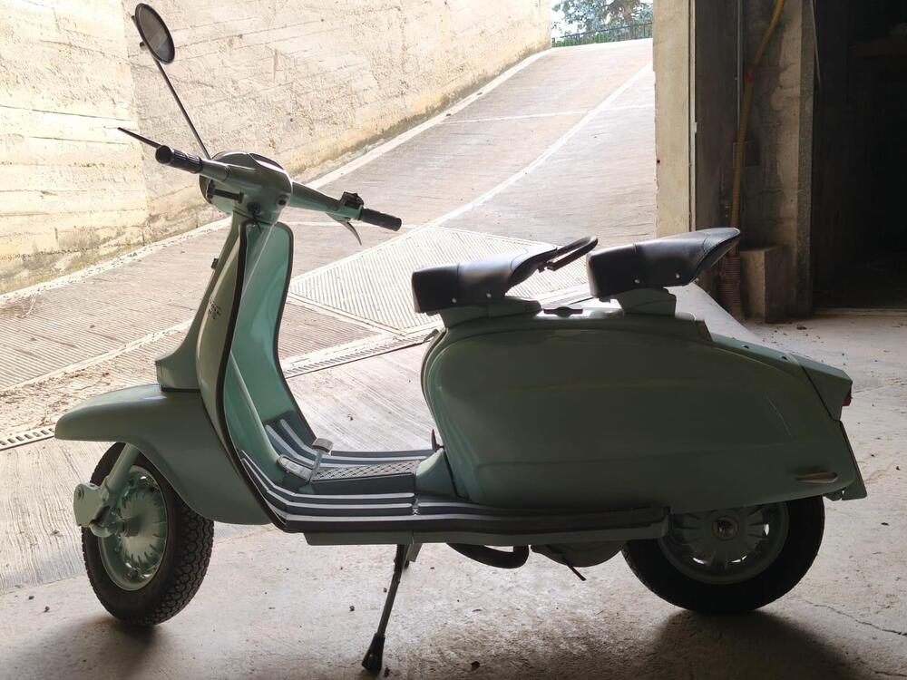 Innocenti Lambretta 125 (4)