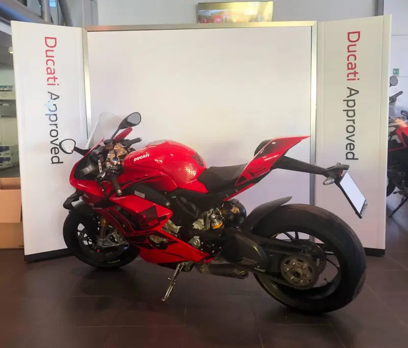 Ducati Panigale V4 S 1100 (2020) (5)