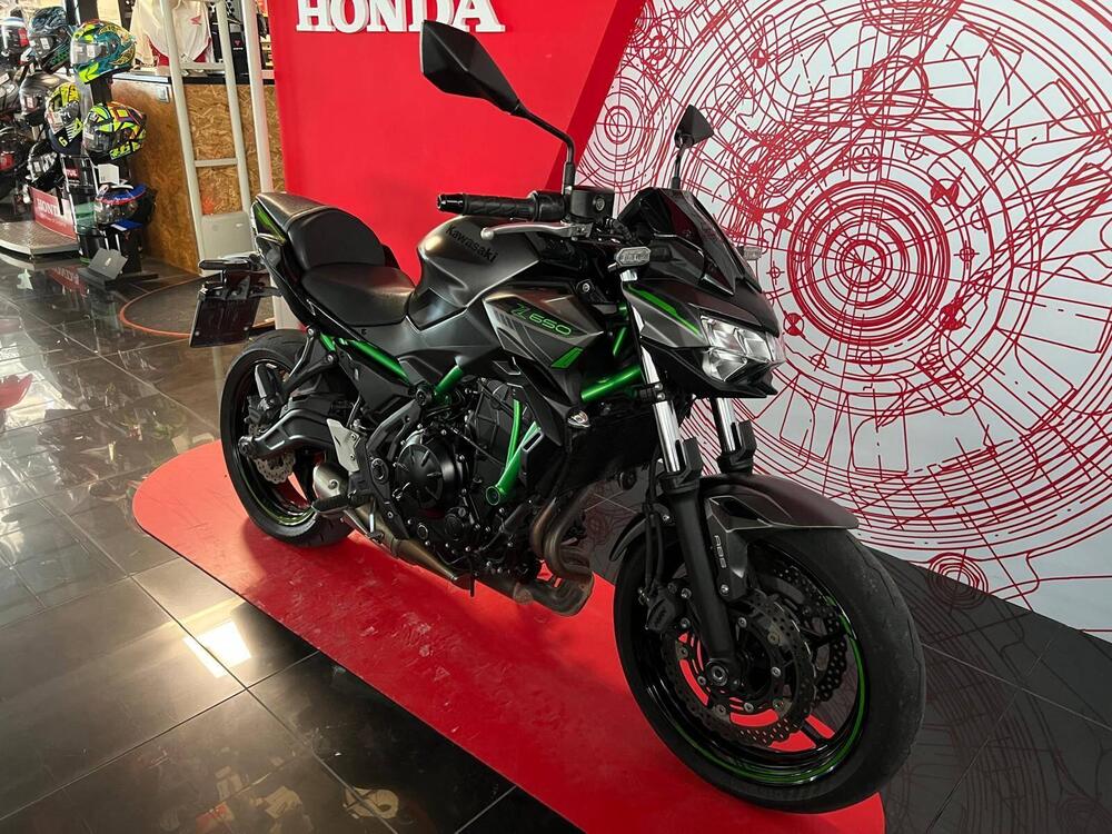 Kawasaki Z 650 (2021 - 24) (2)