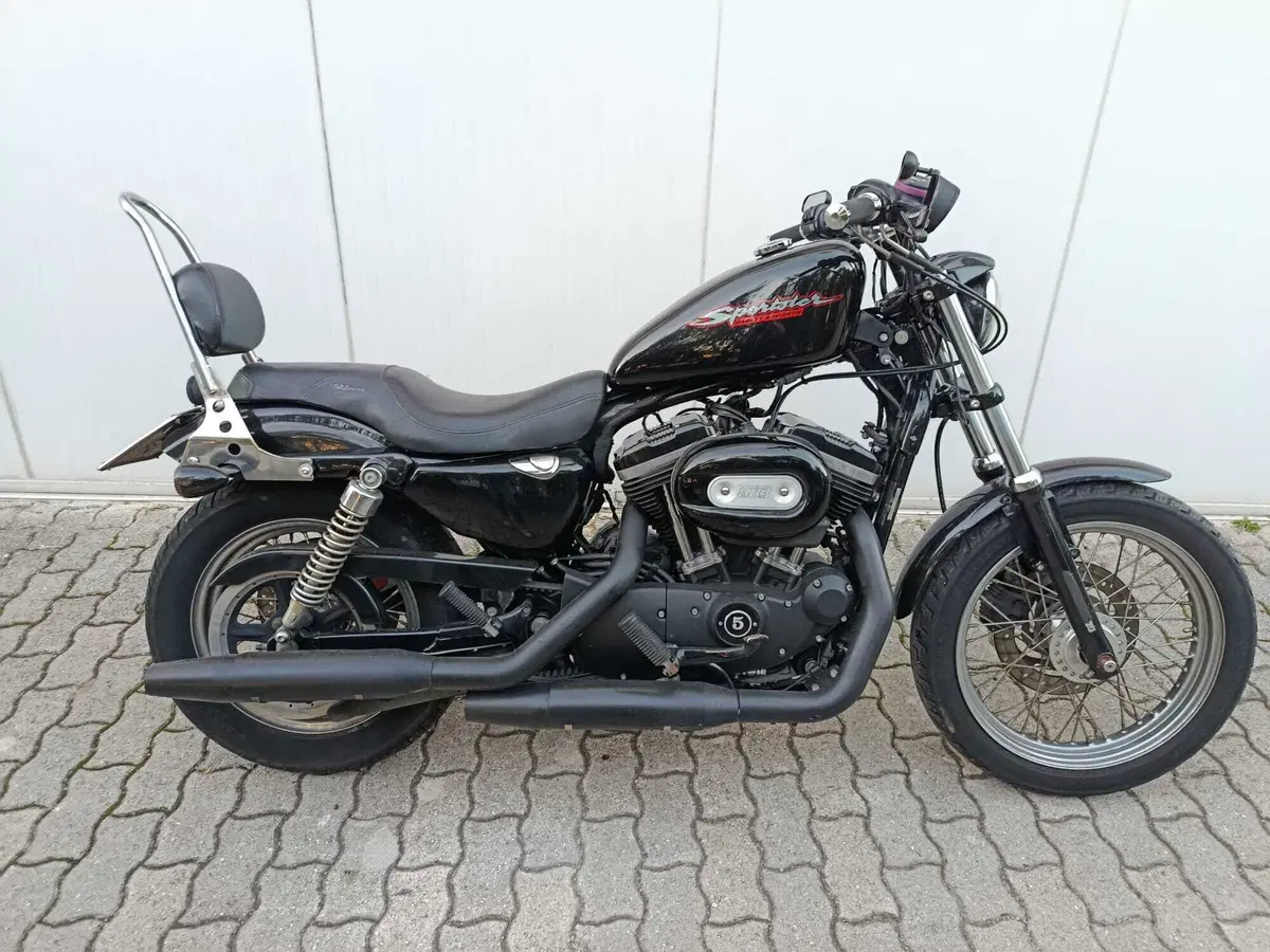 Harley-Davidson 883 (2006 - 07) - XL (5)