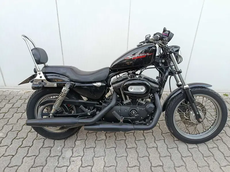 Harley-Davidson 883 (2006 - 07) - XL (5)