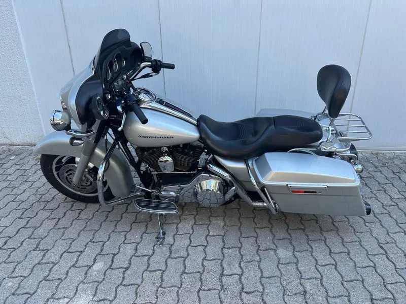 Harley-Davidson 1450 Street Glide (2006 - 07) - FLHX (3)
