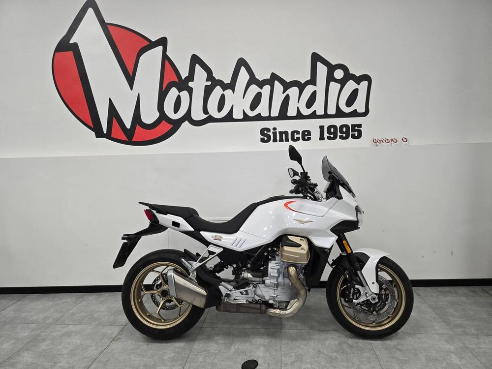 Moto Guzzi V100 Mandello (2022 - 24) (4)