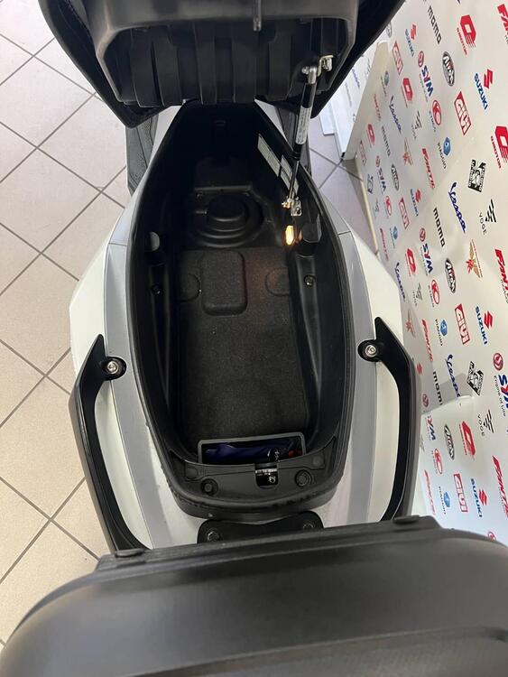 Sym Cruisym 300 (2021 - 24) (4)