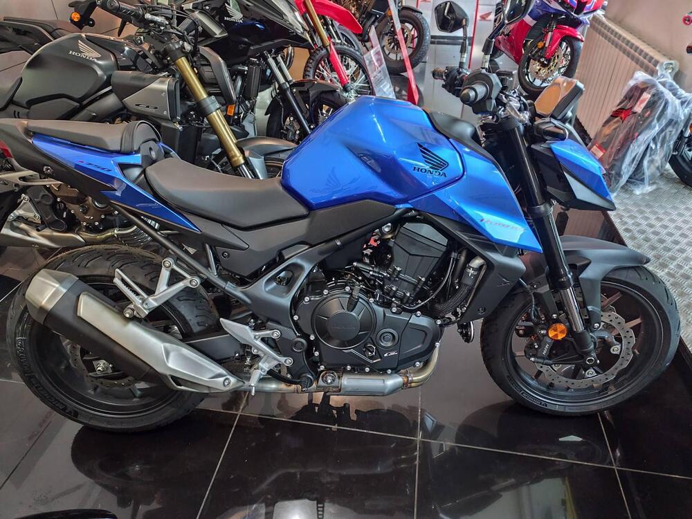 Honda CB 750 Hornet (2025)