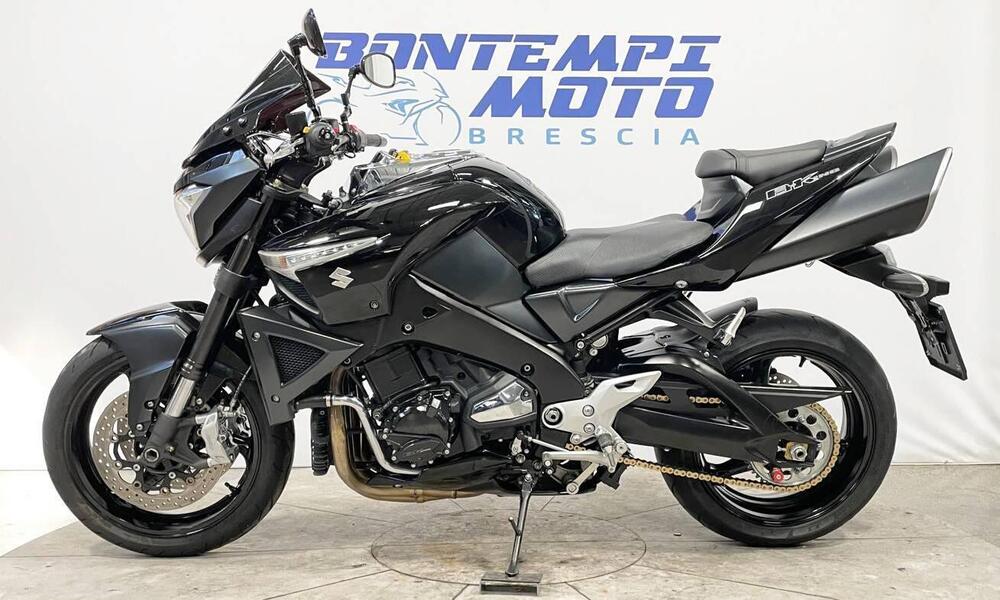 Suzuki B-King GSX 1300 (2)