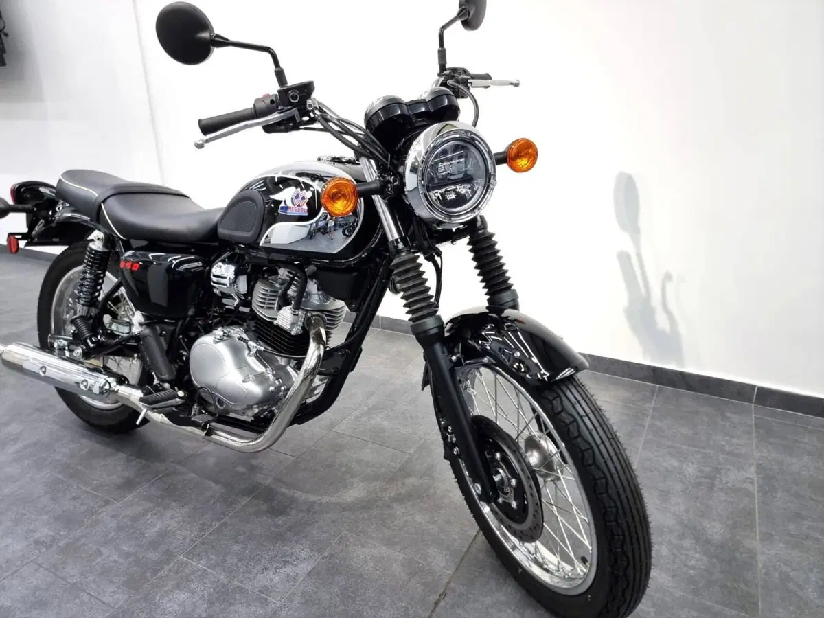 Kawasaki Meguro S1 (2025 - 26) (2)