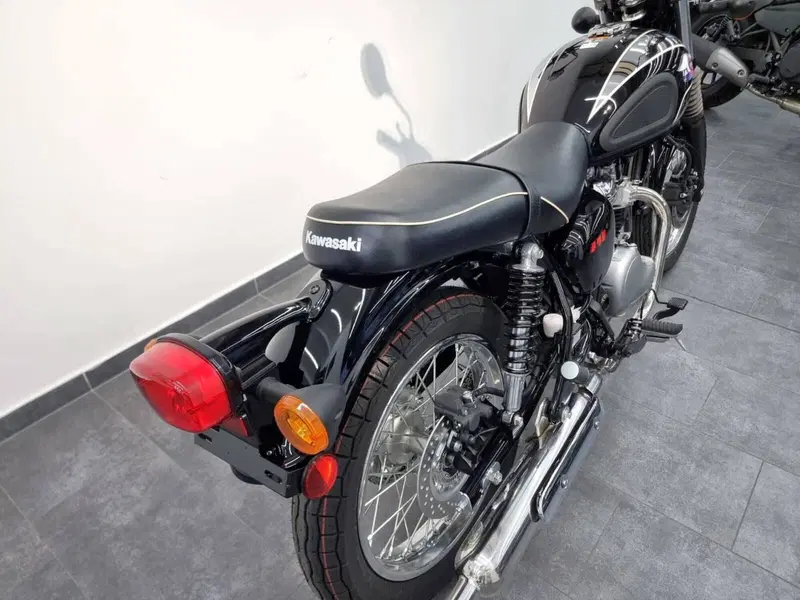 Kawasaki Meguro S1 (2025 - 26) (5)
