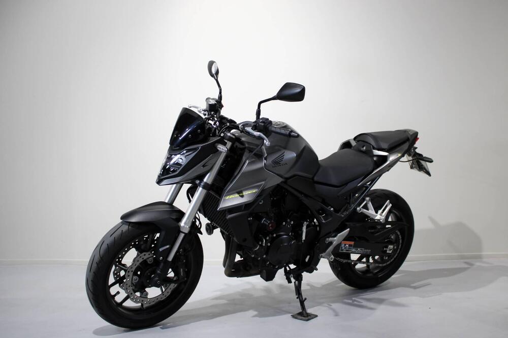 Honda CB 750 Hornet (2023 - 24) (3)