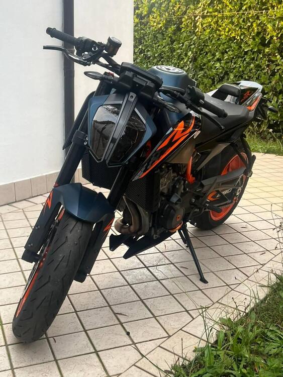 KTM 890 Duke R (2022 - 23) (2)