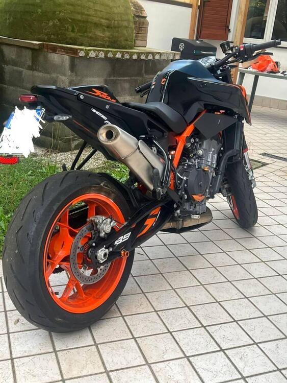 KTM 890 Duke R (2022 - 23) (4)