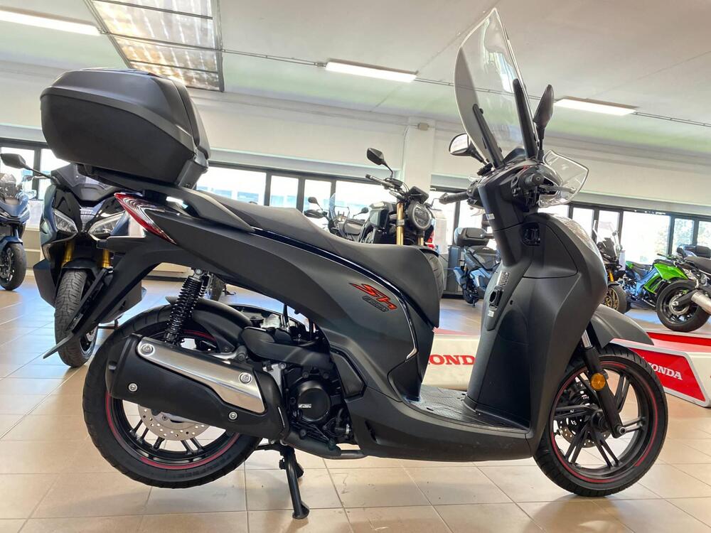Honda SH 300 i Sport ABS (2018 - 20) (2)