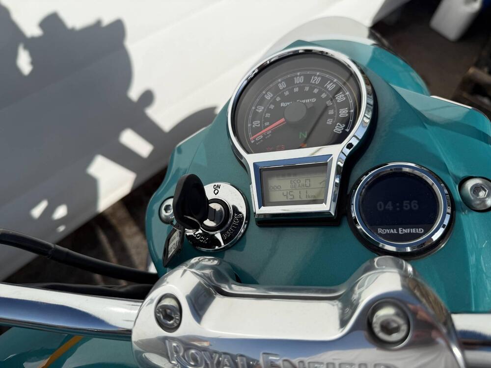 Royal Enfield Classic 650 (2025) (4)