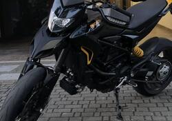 Ducati Hypermotard 939 (2016 - 18) usata
