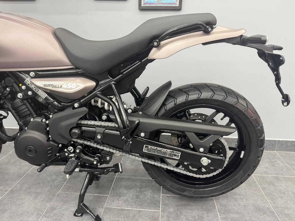 Royal Enfield Guerrilla 450 (2024 - 25) (4)