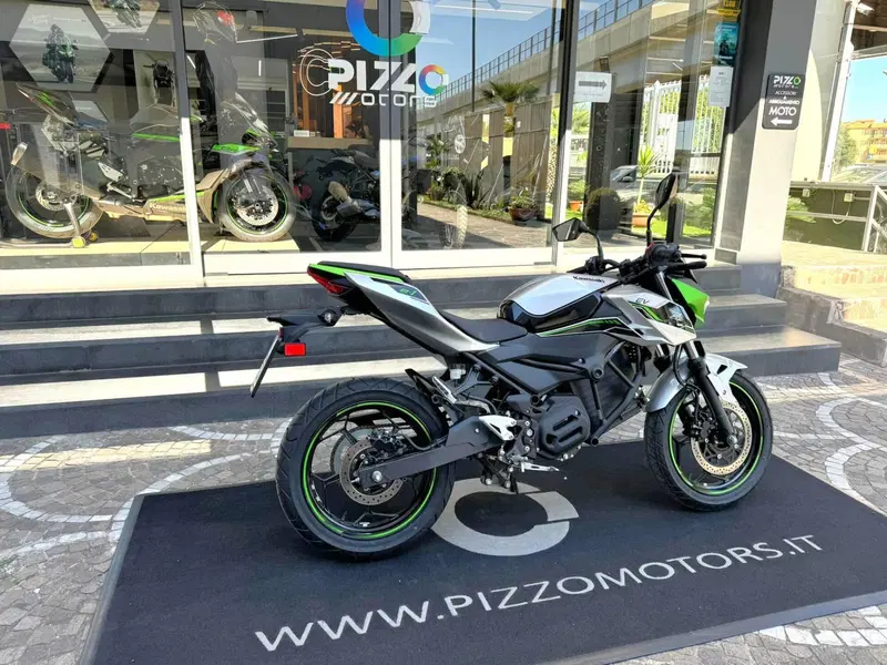 Kawasaki Z e-1 (2024 - 26) (5)