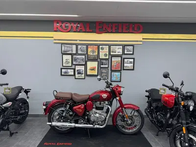 Royal Enfield Classic 350 (2021 - 26) nuova