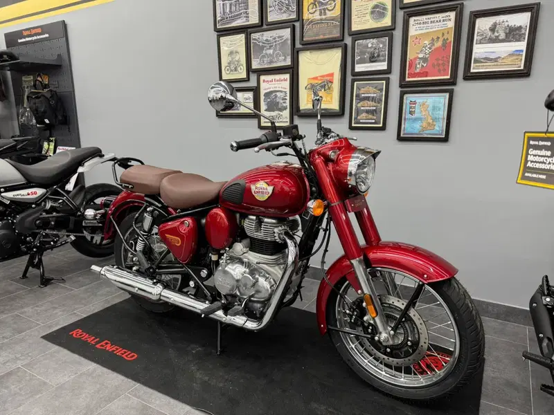 Royal Enfield Classic 350 (2021 - 26) (2)