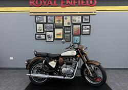 Royal Enfield Classic 350 (2021 - 25) nuova