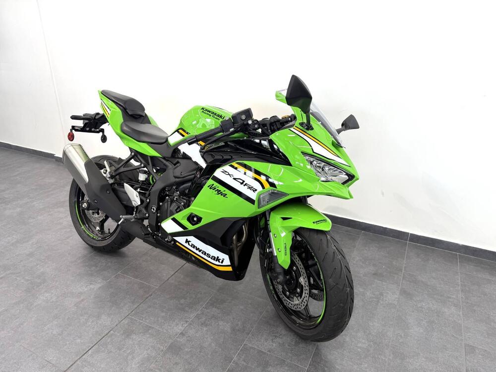 Kawasaki Ninja ZX-4RR (2024 - 26) (2)