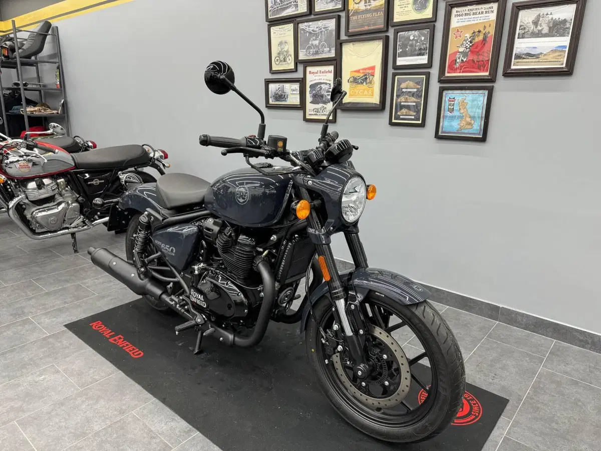 Royal Enfield Shotgun 650 (2024 - 26) (2)