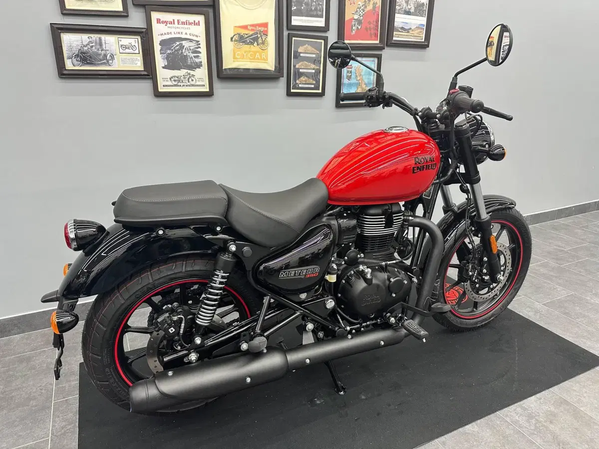 Royal Enfield Meteor 350 (2021 - 26) (6)