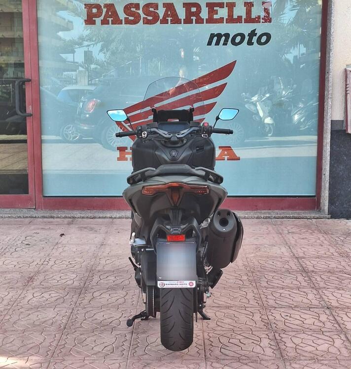 Yamaha T-Max 560 (2025) (4)
