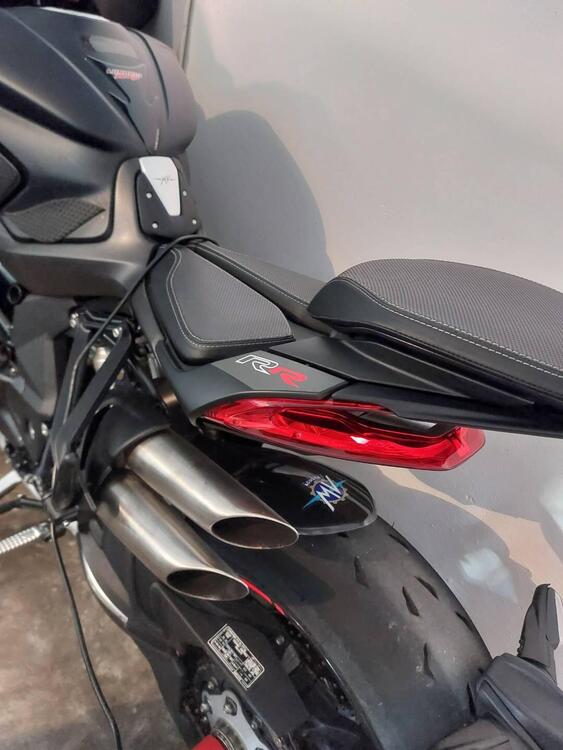 MV Agusta Brutale 1000 RR (2021 - 25) (4)