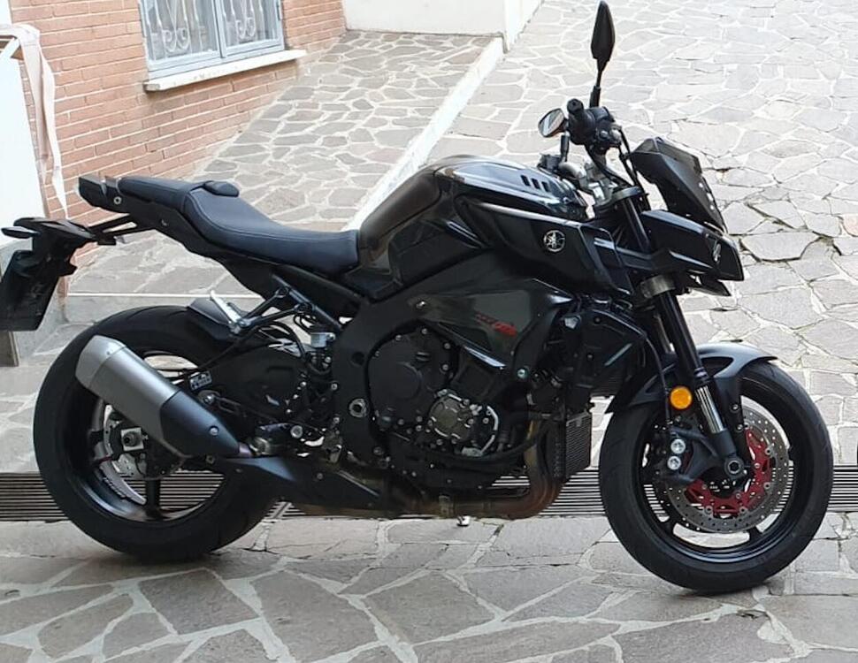 Yamaha MT-10 ABS (2016 - 17) (3)