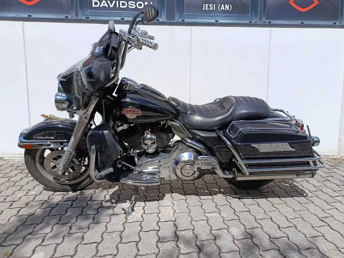 Harley-Davidson 1450 Electra Glide Ultra Classic (2006 - 07) - FLHTCUI (7)