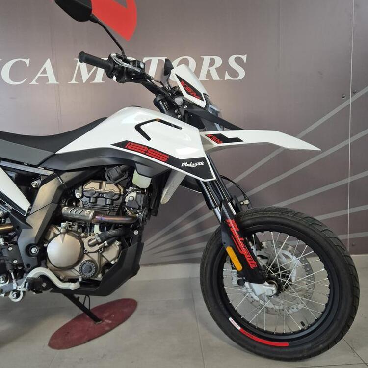 Malaguti XSM 125 (2021 - 25) (3)