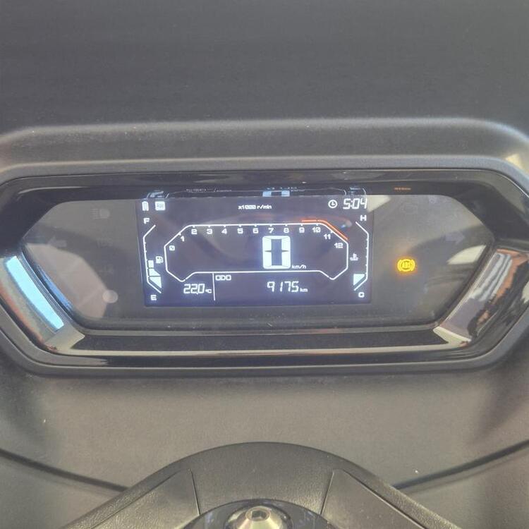 Yamaha X-Max 300 (2021 - 24) (5)