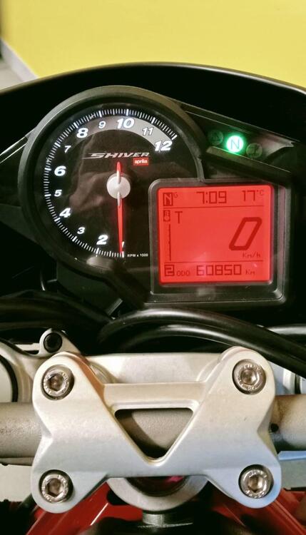 Aprilia Shiver 750 (2010 - 16) (4)