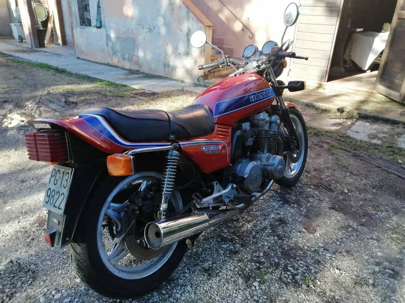 Honda Cb 900 bo0l d'or (2)