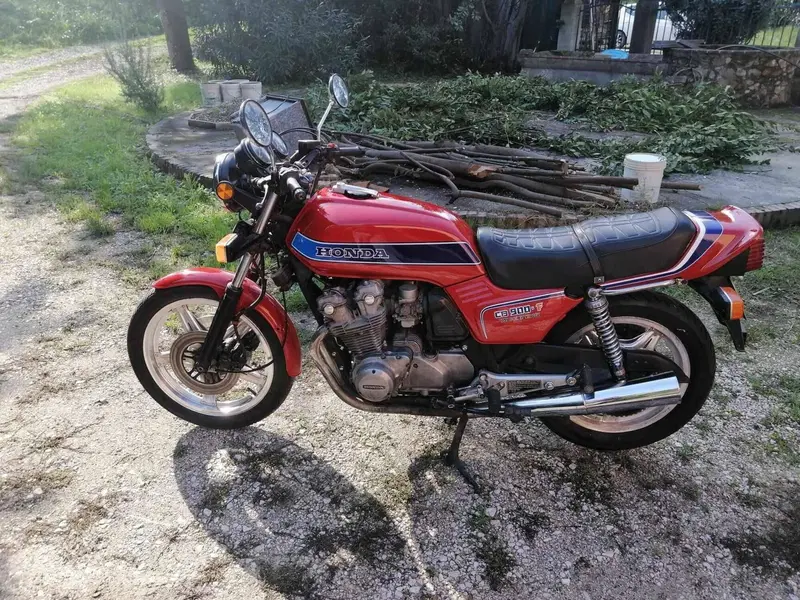 Honda Cb 900 bo0l d'or (6)