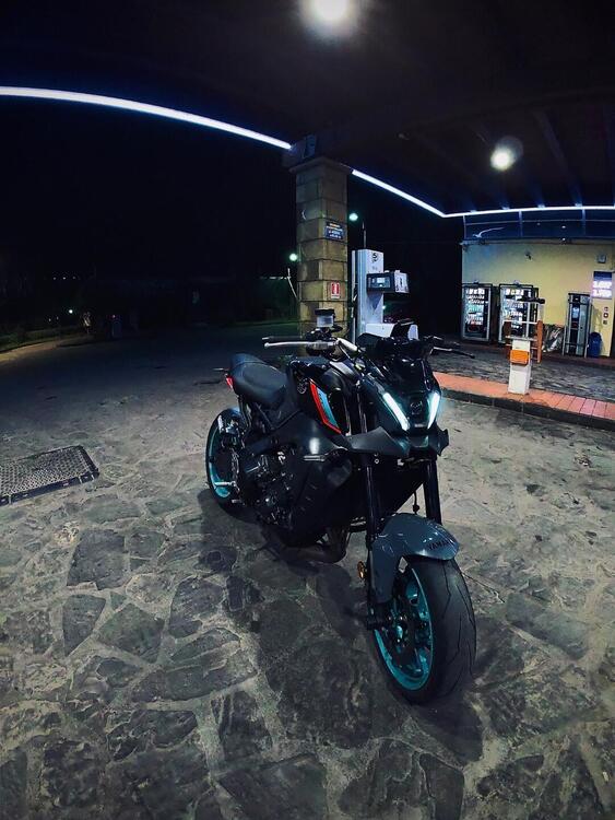 Yamaha MT-09 (2021 - 23) (3)