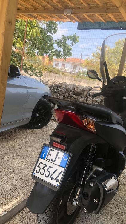 Honda SH 300 i Sport ABS (2018 - 20) (2)