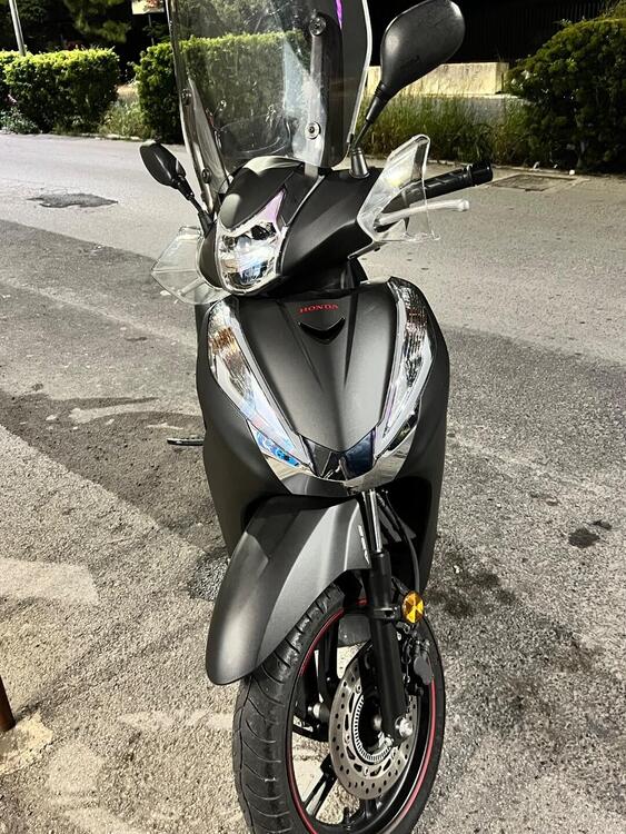 Honda SH 300 i Sport ABS (2018 - 20) (4)