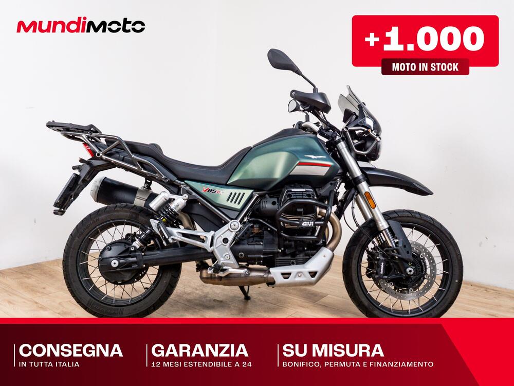 Moto Guzzi V85 TT Travel (2020)