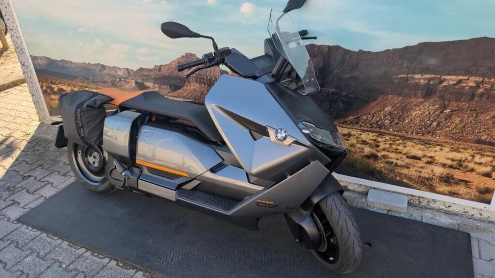 Bmw CE 04 (2021 - 25) (3)